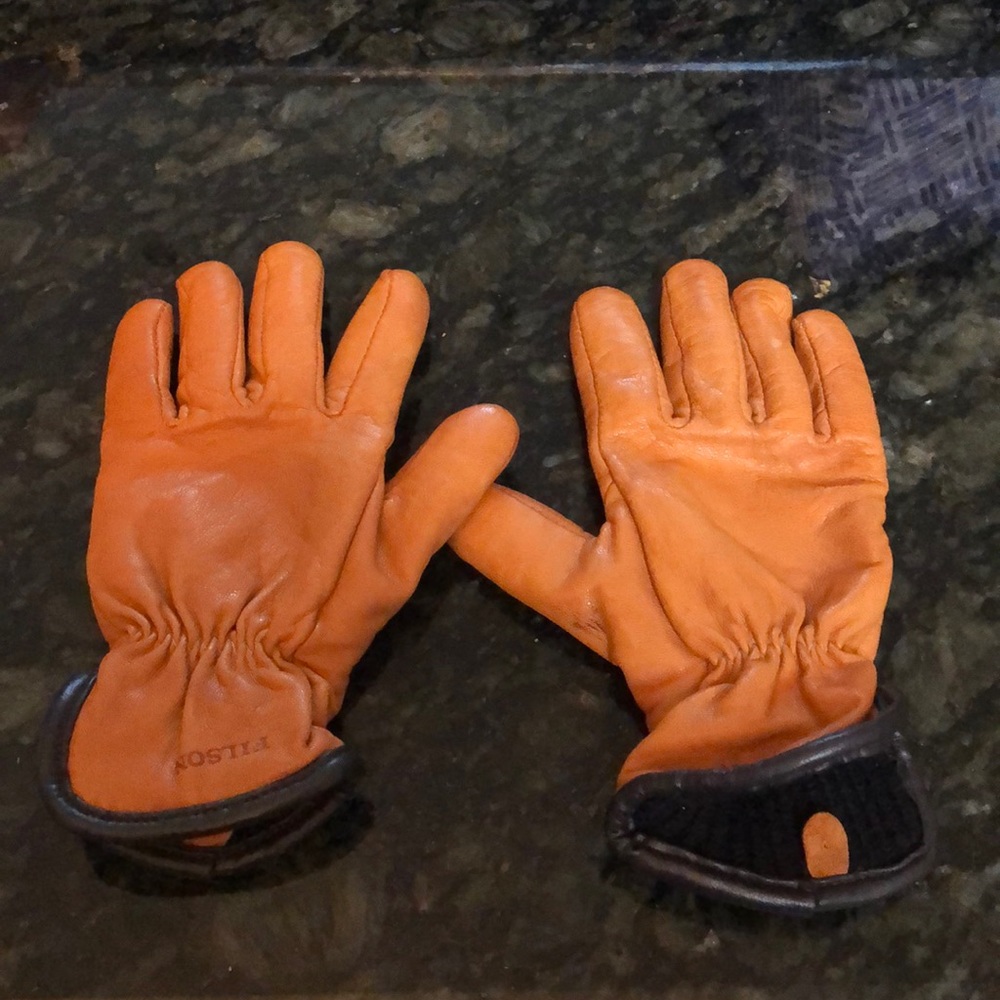 Filson goatskin gloves
